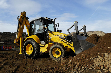 Экскаватор-погрузчик New Holland B90B LR