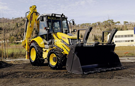 Экскаватор-погрузчик New Holland B90B LR