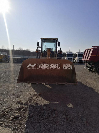 Погрузчик фронтальный SEM 636D