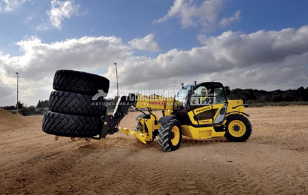 Телескопический погрузчик New Holland LM1345