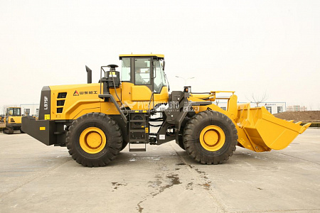Погрузчик фронтальный одноковшовый SDLG L975F