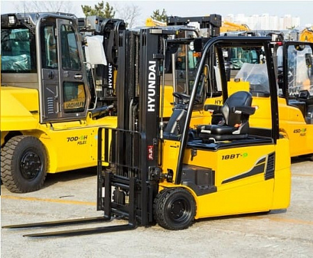 Электрический вилочный погрузчик HYUNDAI 18BT-9