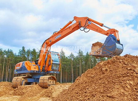 Экскаватор гусеничный E200NC (с габаритной шириной 2500мм)